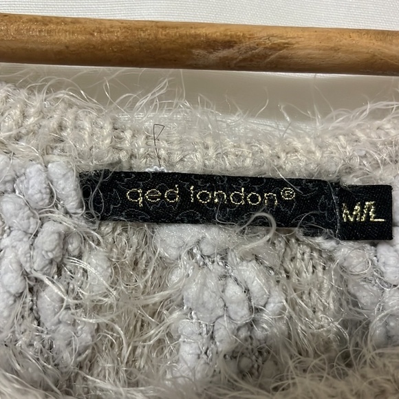 QED London Soft Long Sleeve Rounded Neck Sweater - Picture 2 of 5